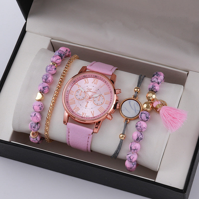 A pink jewellery Set