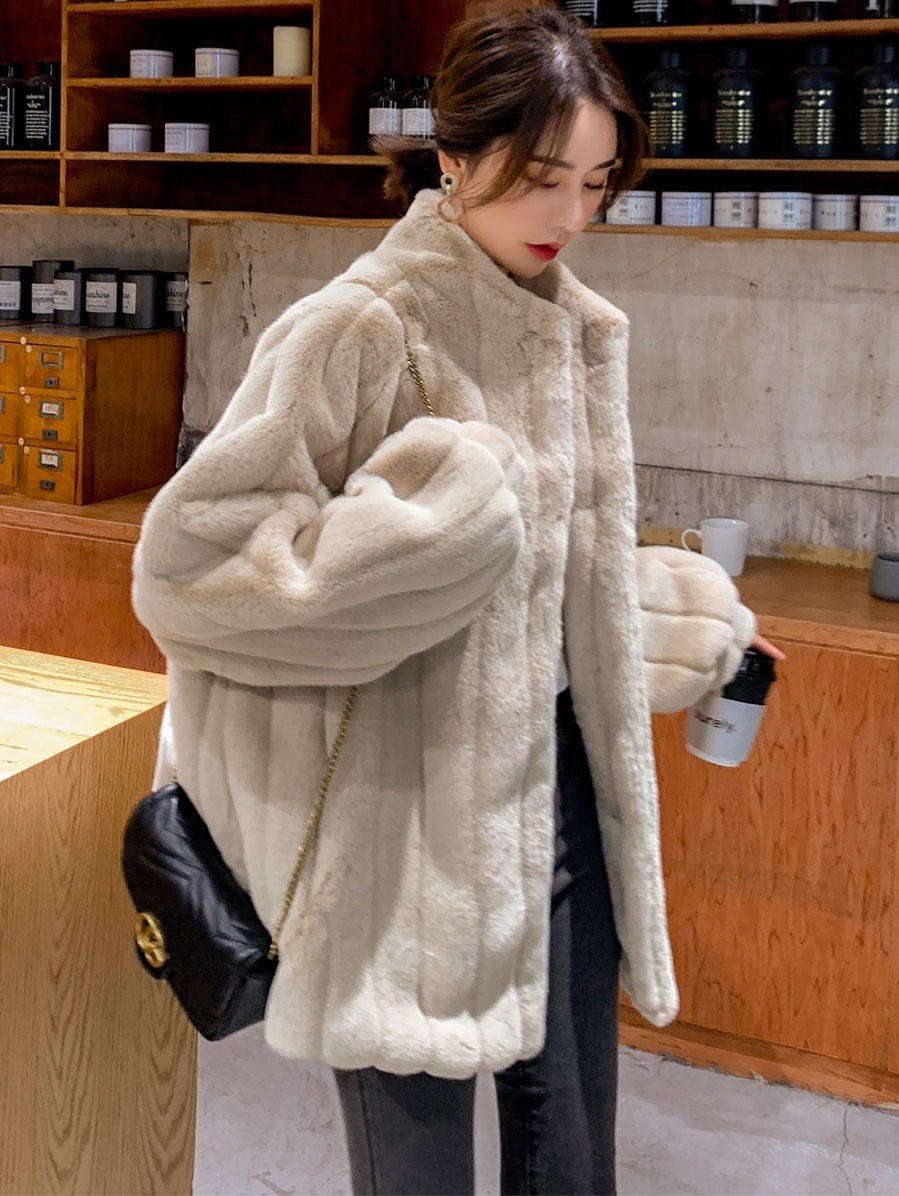 Collar fur coat