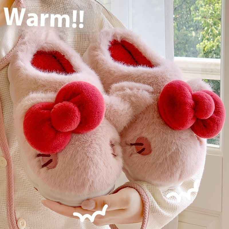 Indoor plush slippers