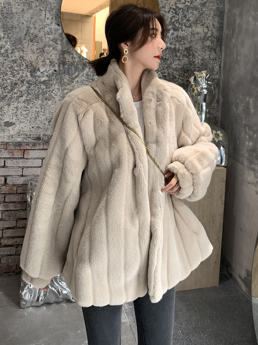 Collar fur coat